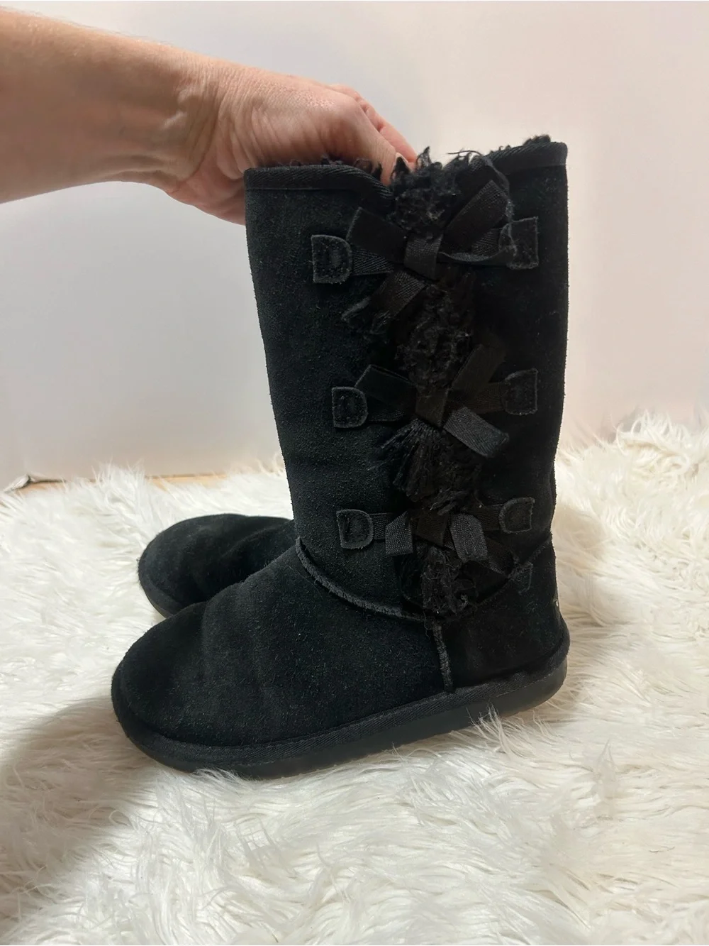 Kids Sz 2 Black Koolaburra Boots with Bow Detail